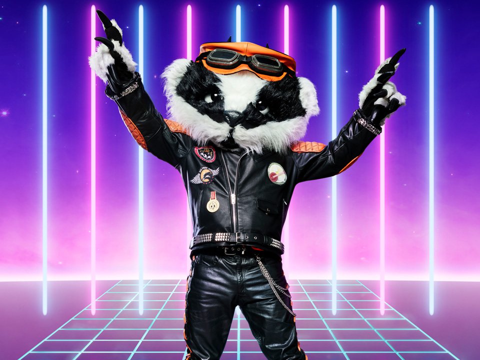 badger masked singerUK Ne-Yo